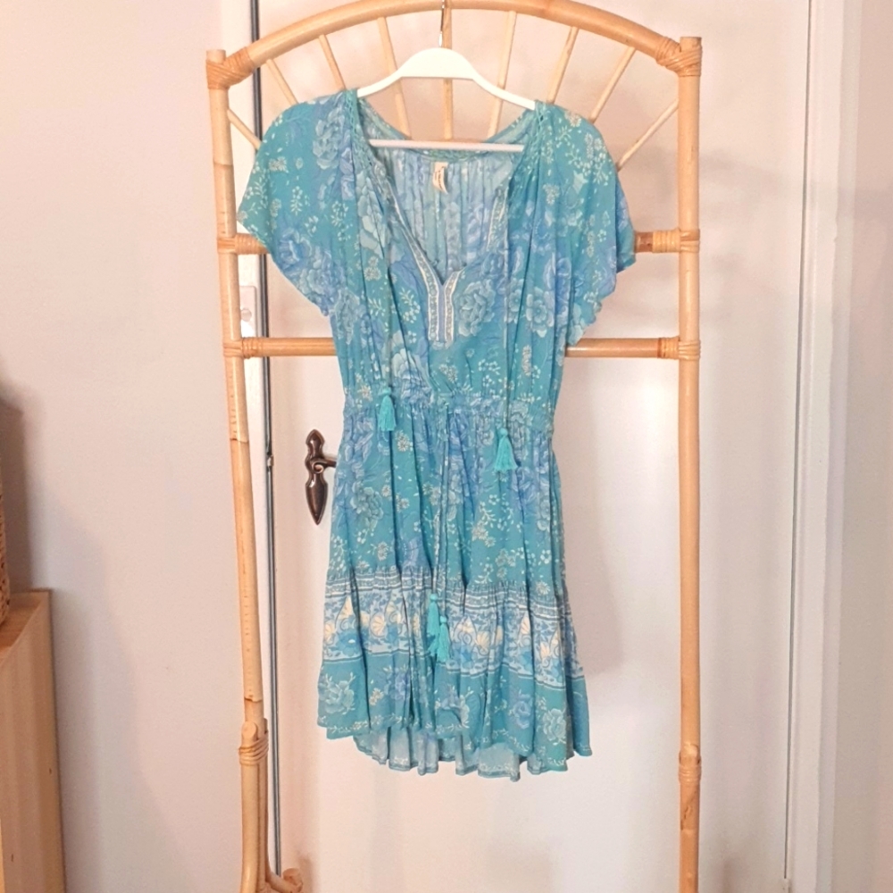 π§ββοΈ Spell x Revolve Exclusive Mystic Mini π§ββοΈ - Picture 5 of 11
